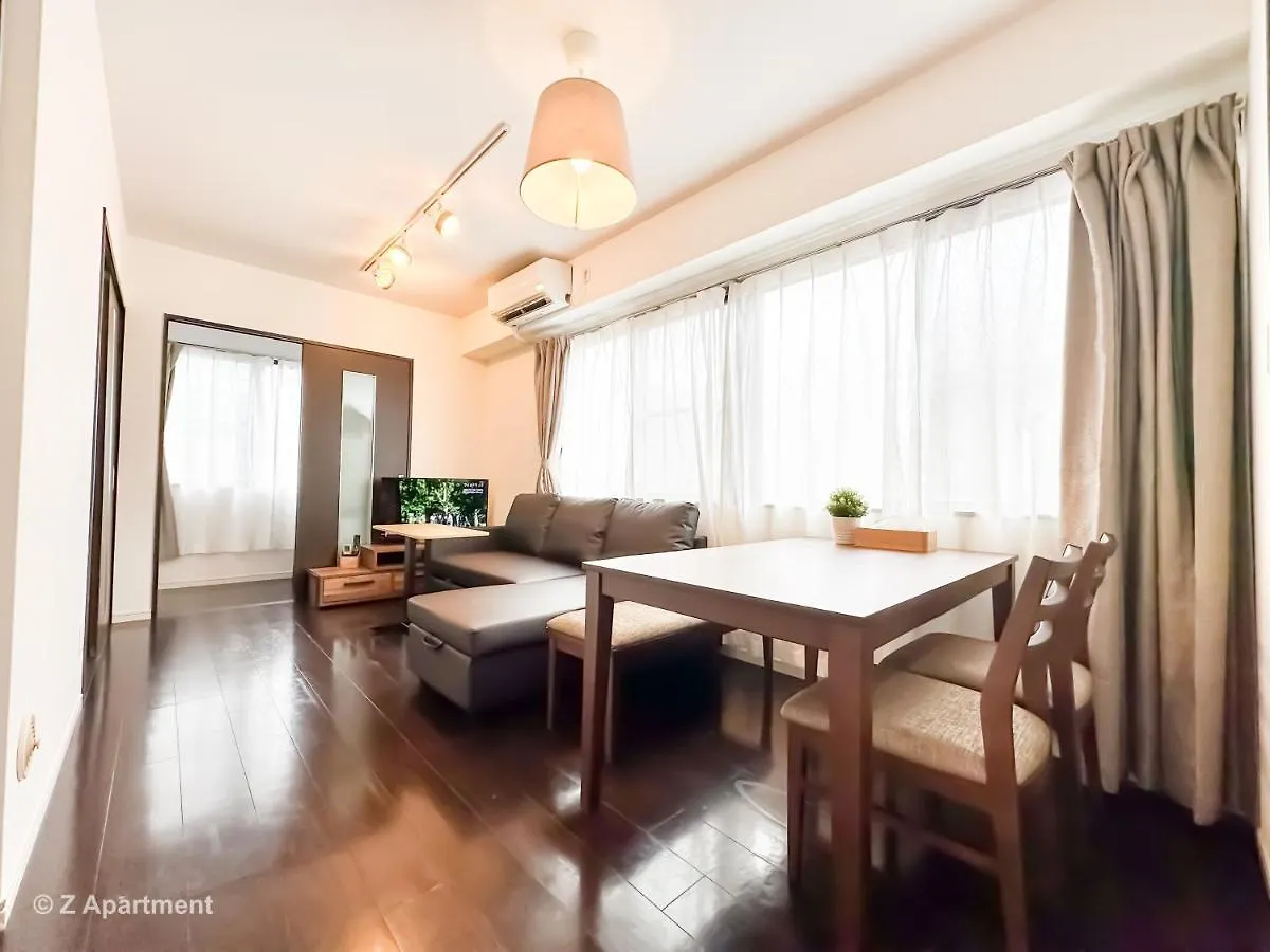 Z Apart Ment 大阪通天閣玩具街旅居 Япония